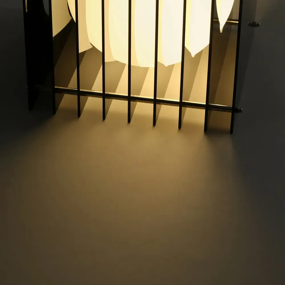 Lampes de bureau  - Lampe LOP grand carré en acrylique gris foncé - BANG