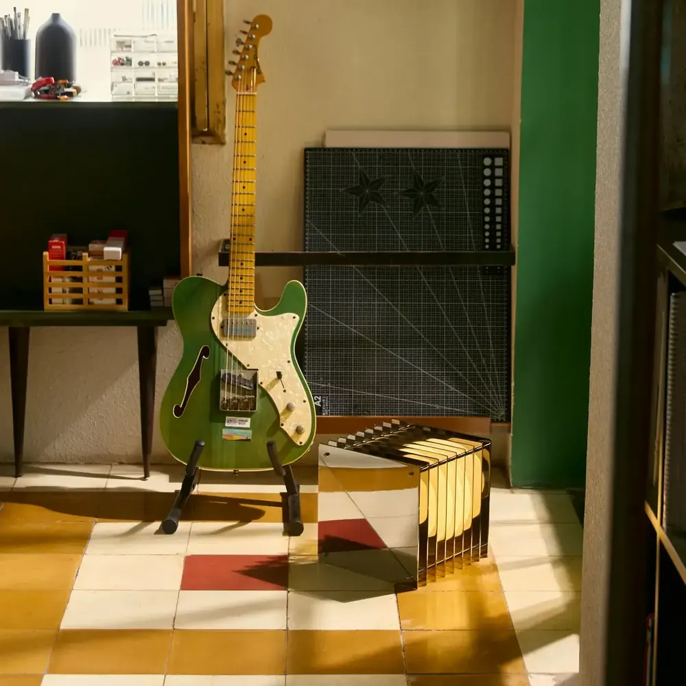 Lampes de bureau  - Lampe LOP grand carré en acier inoxydable poli miroir - BANG