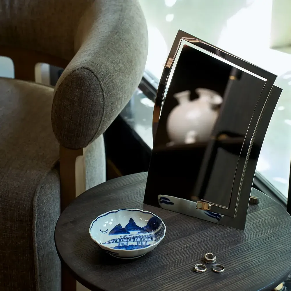 Mirrors - QUA Mirror - A4 - BANG