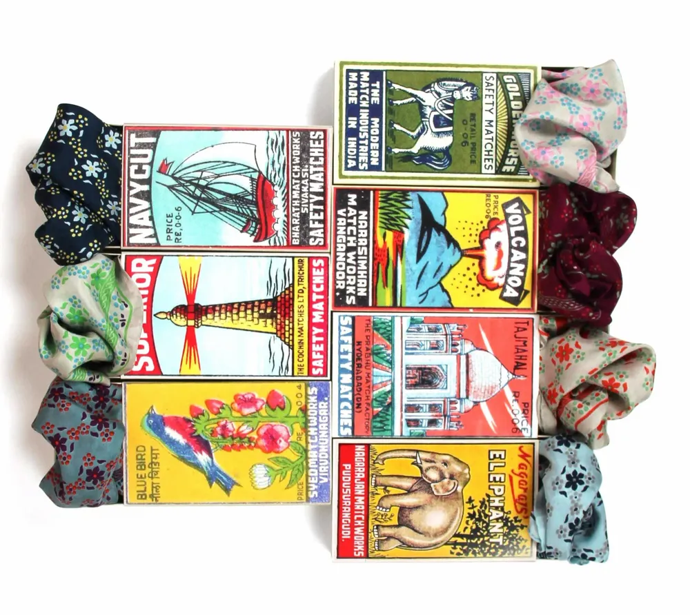 Foulards et écharpes - Foulards en Soie Les Minis Les Belles Vagabondes - LES BELLES VAGABONDES