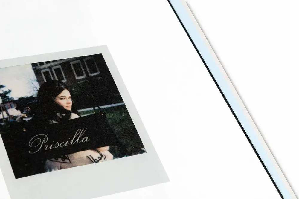 Objets de décoration - Sofia Coppola - Livre de scénarios Priscilla - NEW MAGS