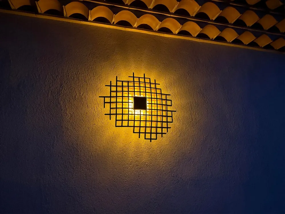 Outdoor wall lamps - YXY solar wall lamp - LYX LUMINAIRES