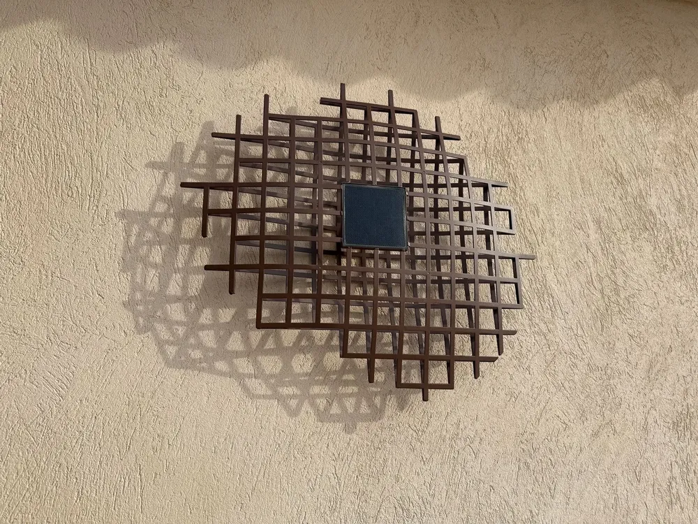 Outdoor wall lamps - YXY solar wall lamp - LYX LUMINAIRES