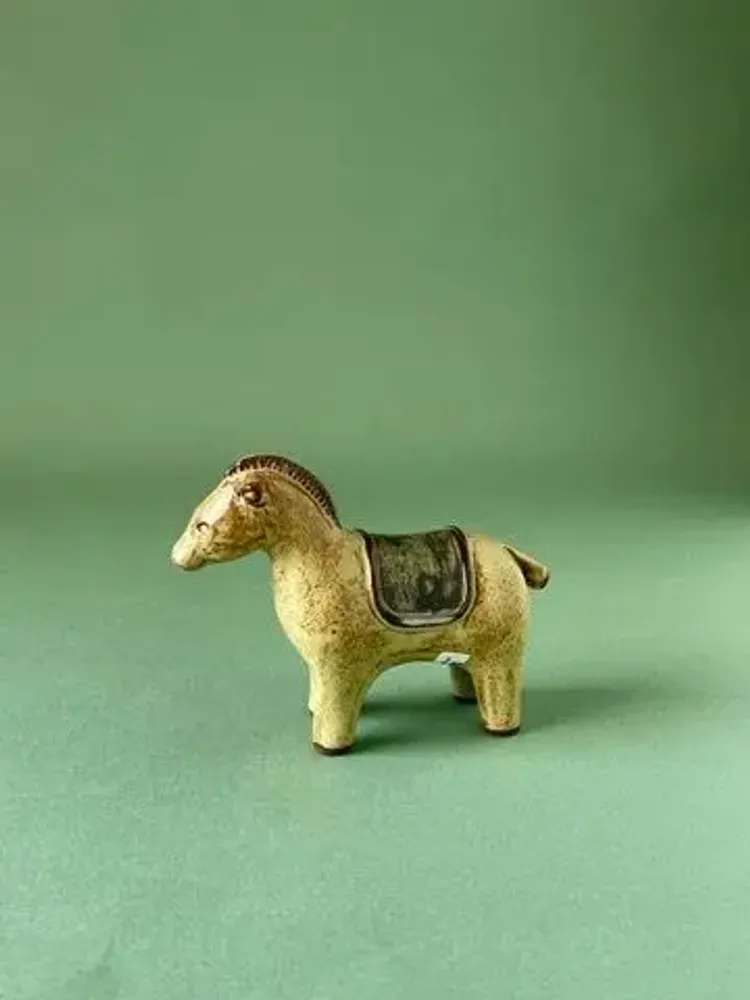 Pottery - Ornament A wooden horse yellow - カシワクラフト