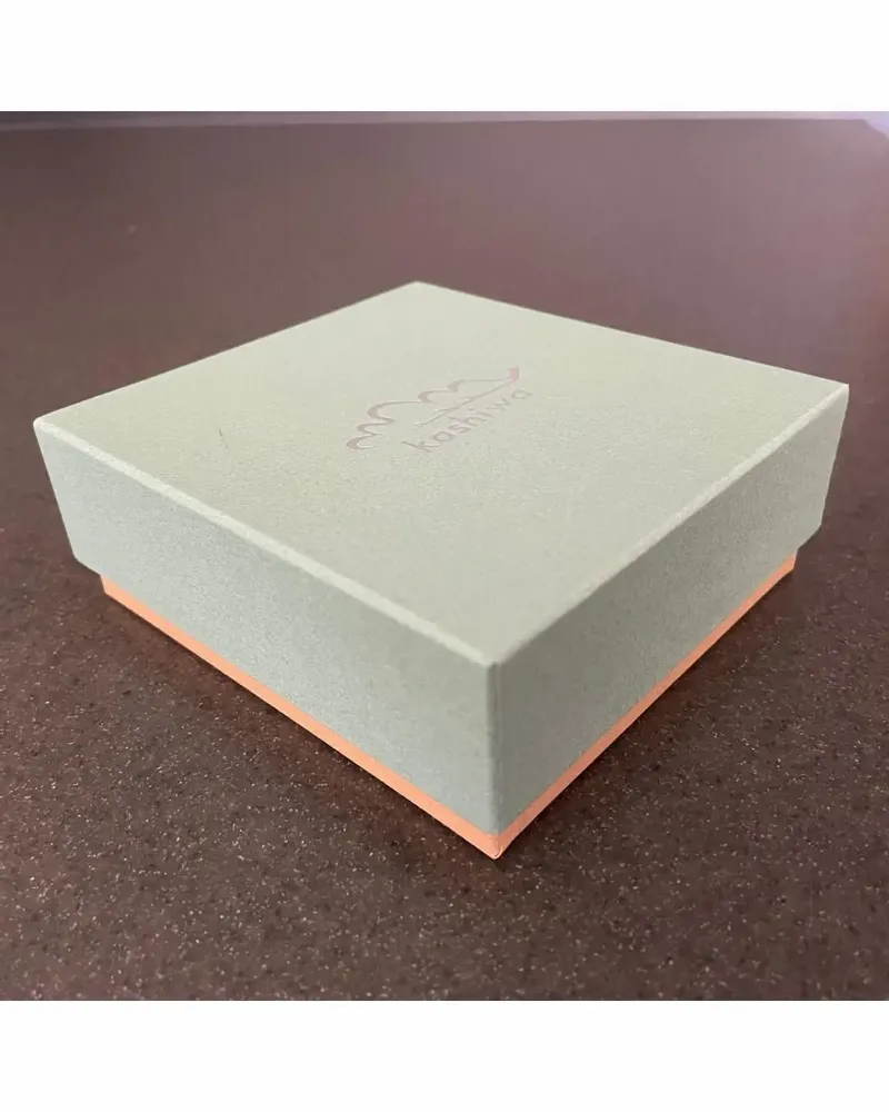 Vases - Vase with a grip type: square/round - カシワクラフト