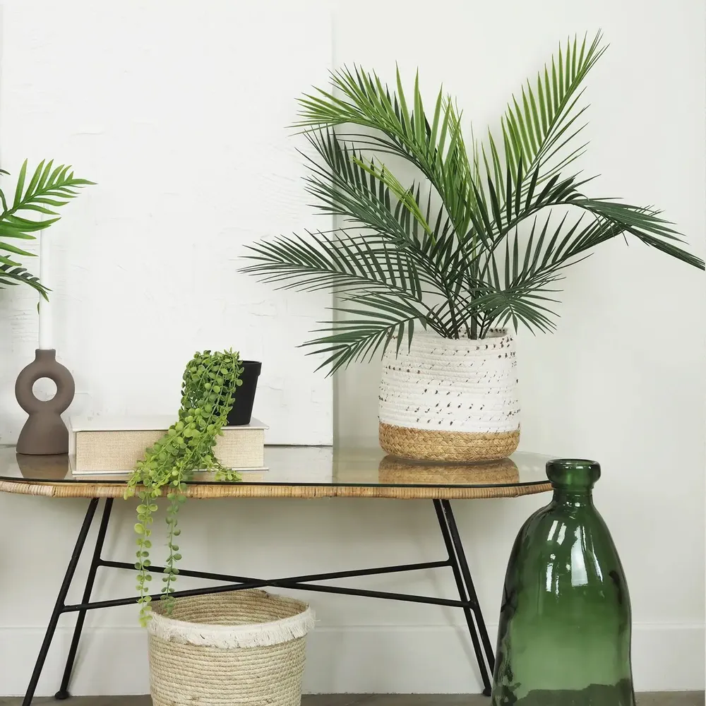 Floral decoration - Artificial Palm in Black Pot - LIGNE DÉCO