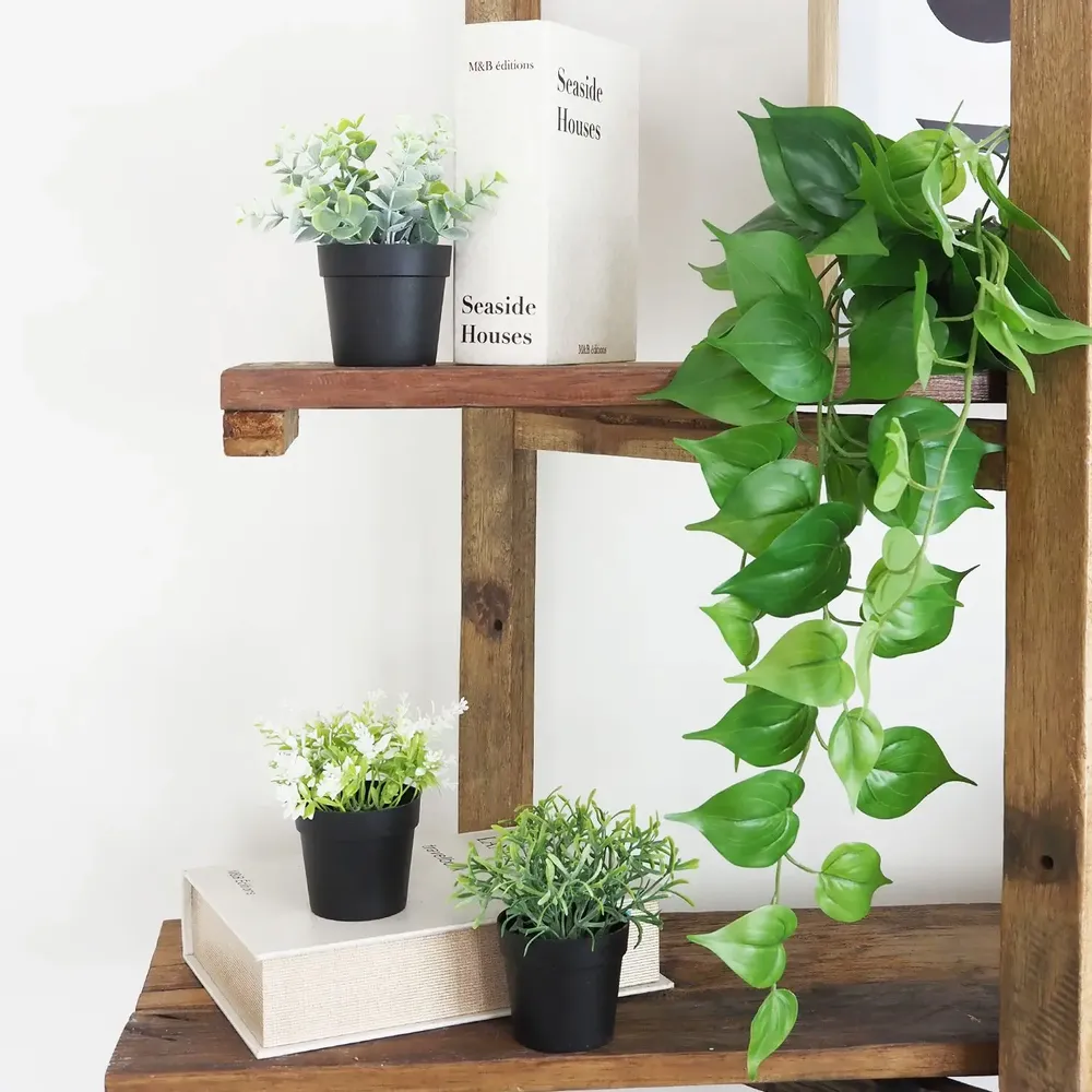 Décorations florales - Pothos retombant “toucher naturel” (assortis) - LIGNE DÉCO