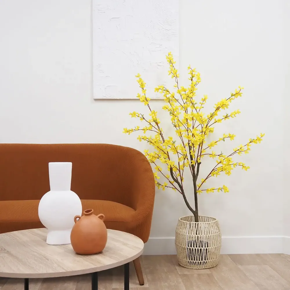 Floral decoration - Artificial forsythia, black plastic pot – Yellow - LIGNE DÉCO