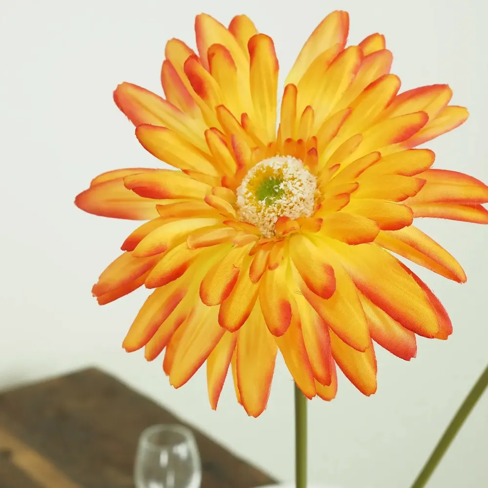 Floral decoration - Artificial gerbera stem – Yellow and orange - LIGNE DÉCO