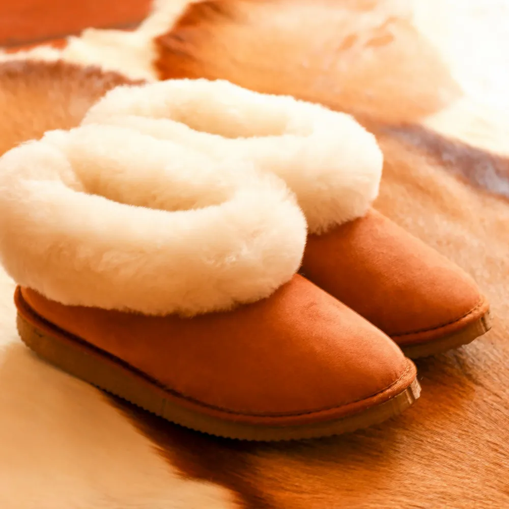 Shoes - Sheepskin slippers - DGRANDIOSE ARTICLES EN MOUTON