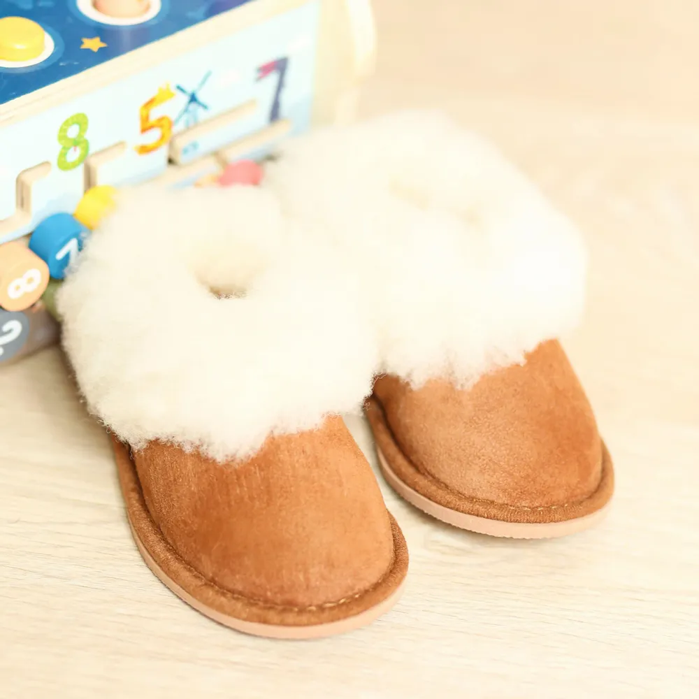Shoes - Sheepskin slippers - DGRANDIOSE ARTICLES EN MOUTON
