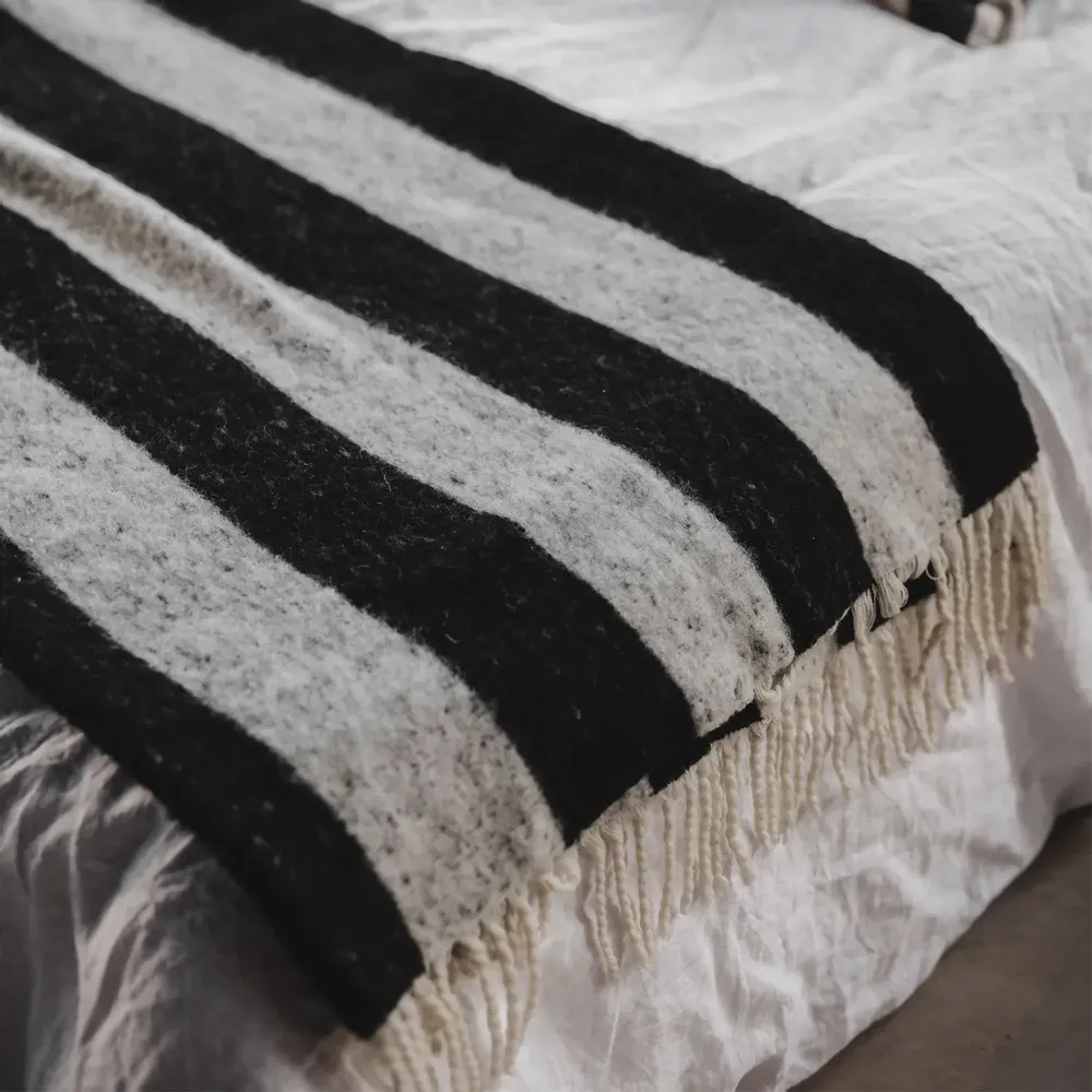 Throw blankets - Zara Blockstripe plaid - JAKOBSDALS