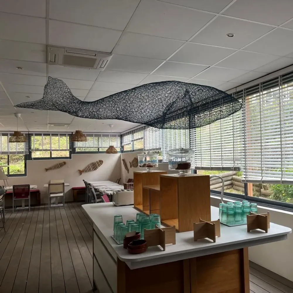 Spa - The Call of the Sea - Cetaceans and Sharks - ODILE MOULIN SCULPTURES