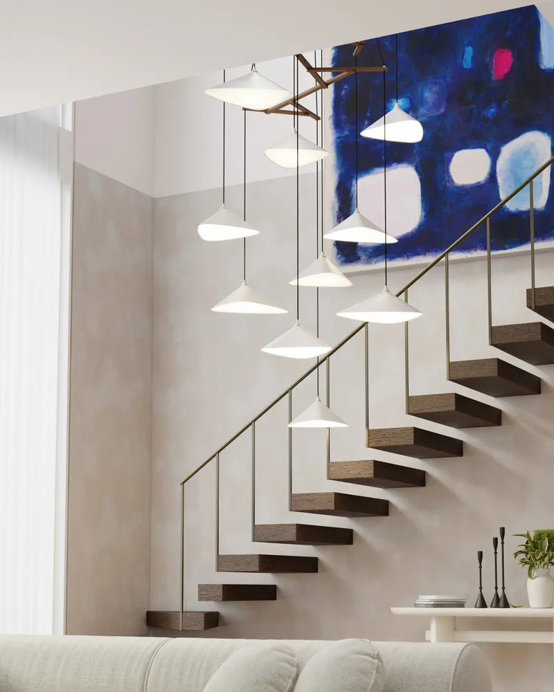 Suspensions - Emily V12 – Lustre vertical à plusieurs lumières pour plafonds hauts - MOSS OBJECTS