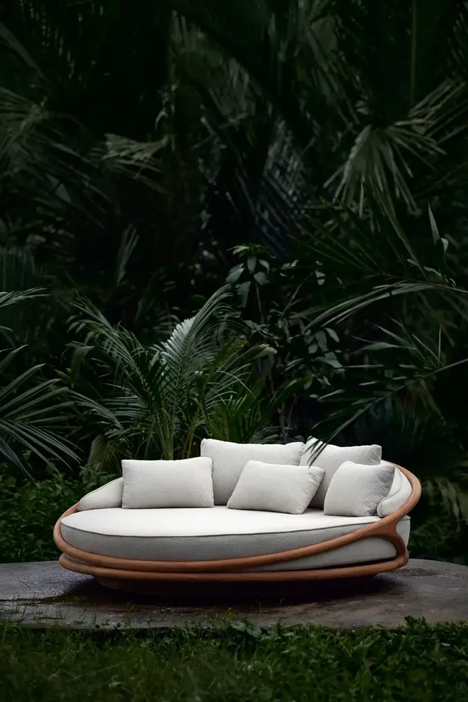 Lawn sofas   - Solis outdoor daybed - MORPHO