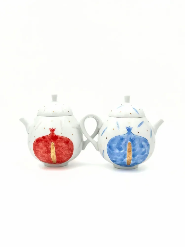 Mugs - Pomegranate Holiday Teapot - Festive Red - GLAZARA