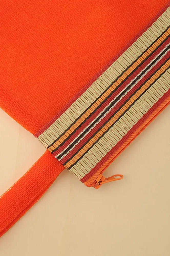 Clutches - Recycled Plastic Mesh Pouch CARROT - BAOBAB