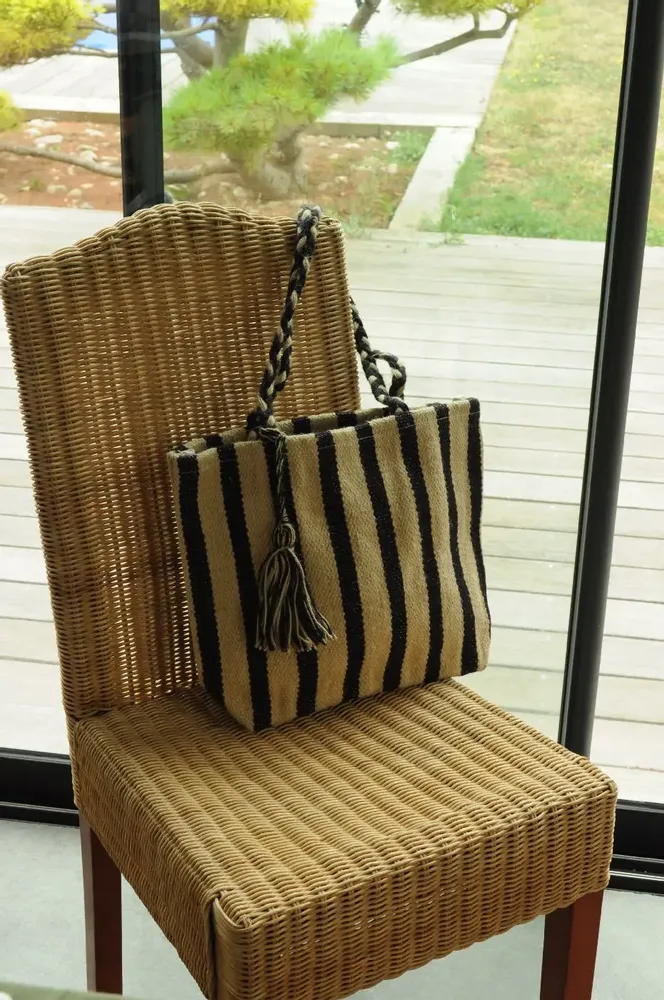 Bags and totes - LYDIA black jute bag - BAOBAB