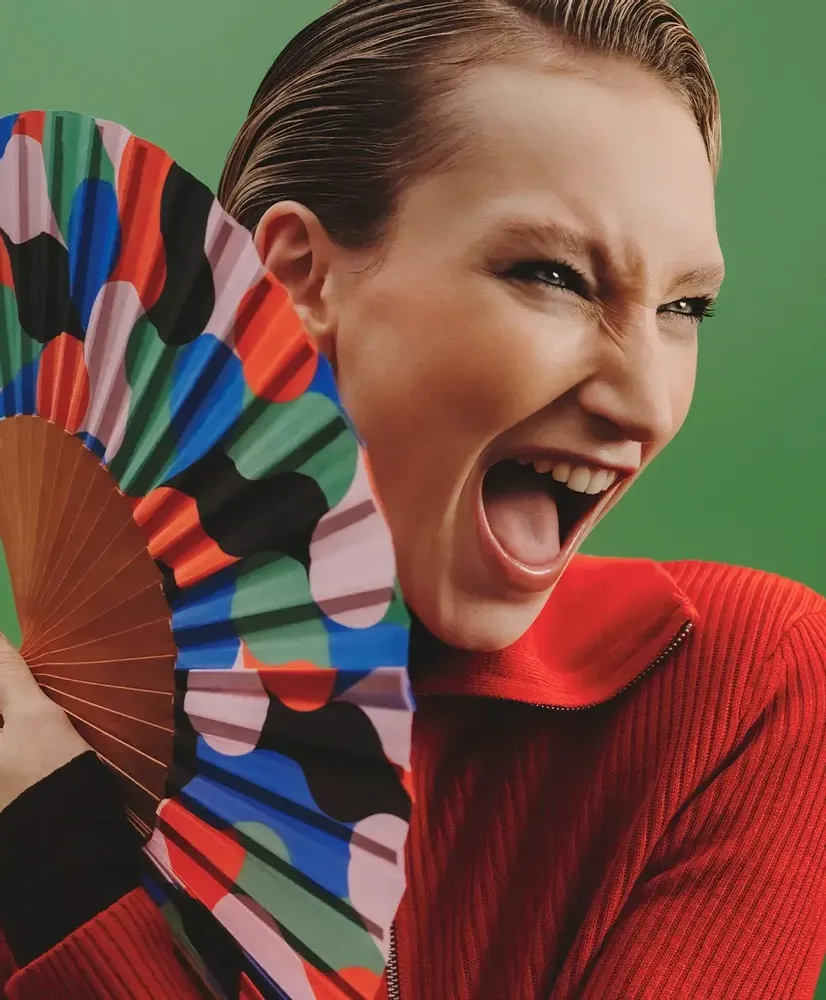 Apparel - Hand Fan ARCADIA - 23cm - Pink, Green and Red - A FAN OF