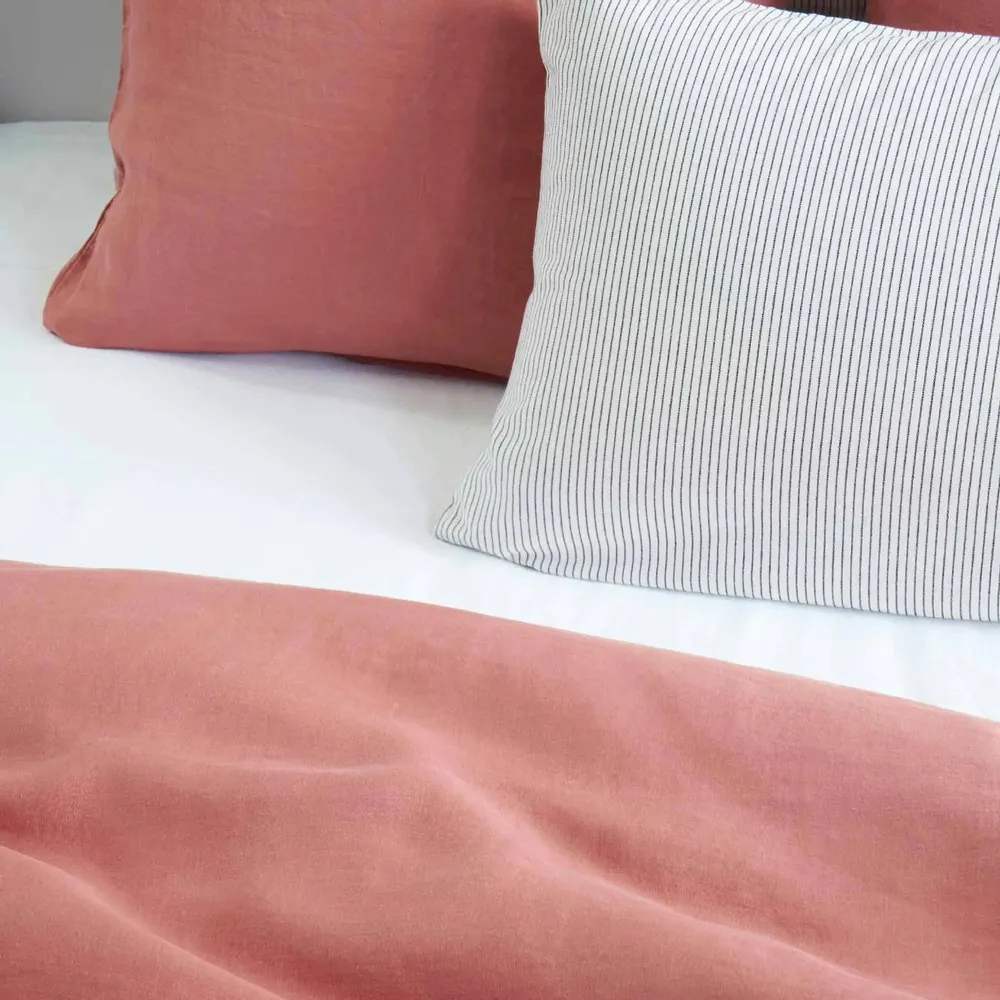 Bed linens - Céleste Fitted Sheet Tofu 200 X 140 - LA CERISE SUR LE GATEAU