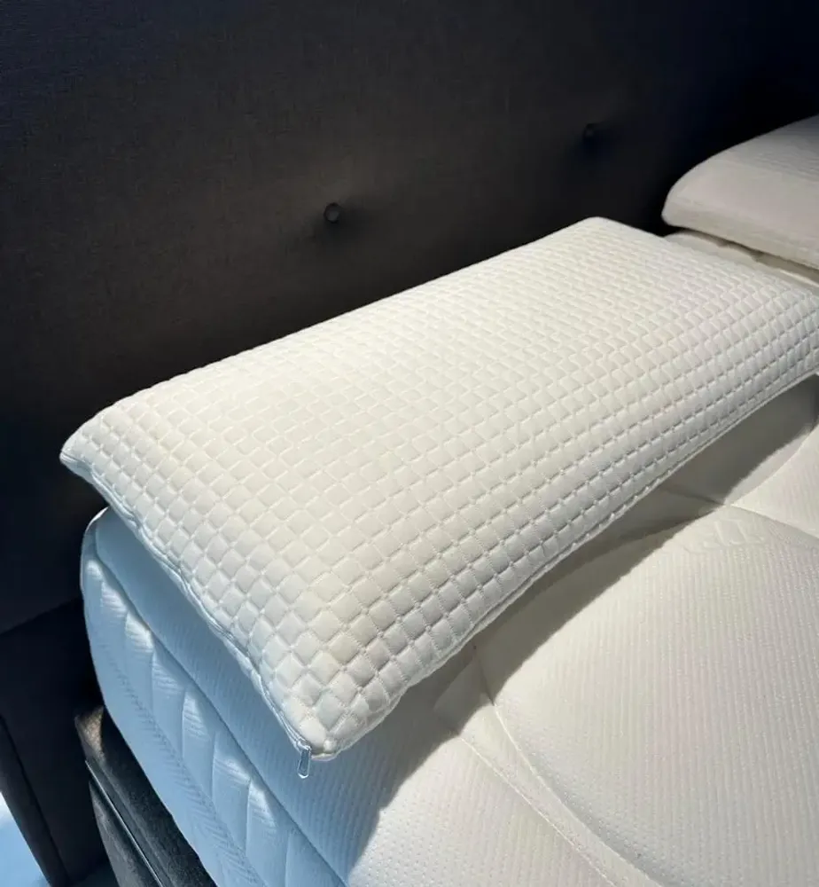 Hotel bedding - Bliss Viscoelastic Pillow 60x40x13 - KAMASANA