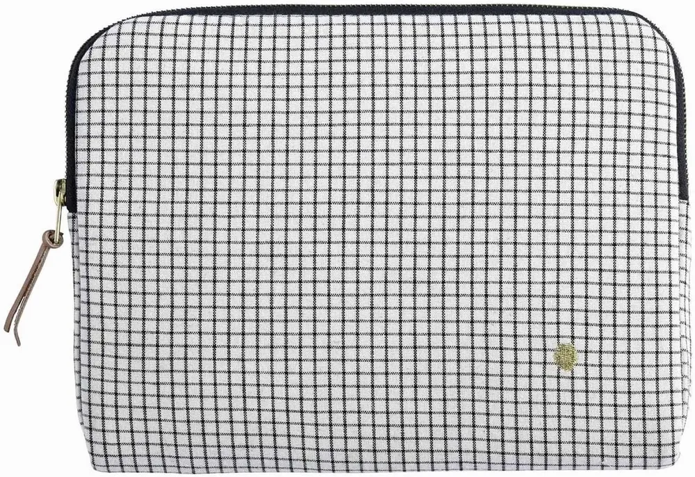 Clutches - iPad Sleeve Gustave Gustave Caviar 19 X 26 X 3 - LA CERISE SUR LE GATEAU