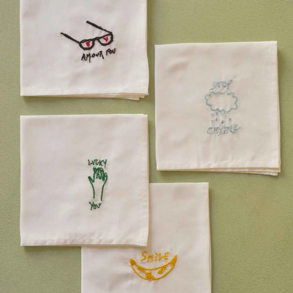 Pochettes - Mouchoir Hankie Amour Blanc 25 x 25 - LA CERISE SUR LE GATEAU