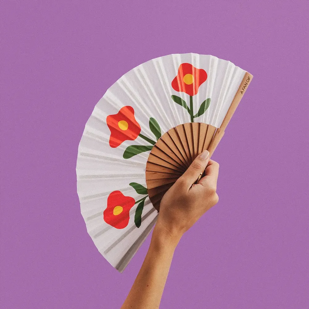 Apparel - Hand Fan  WILD POPPIES - 19 cm - Red, Green and White - A FAN OF