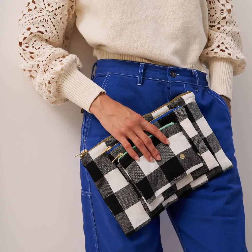 Clutches - Max Pouch Max Caviar S - LA CERISE SUR LE GATEAU