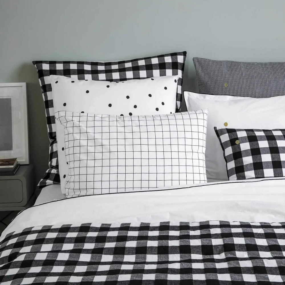 Bed linens - Odette Pillowcase Milk 65 X 65 - LA CERISE SUR LE GATEAU