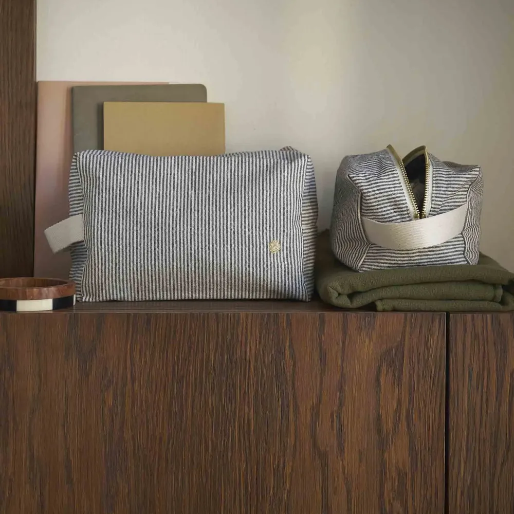 Pochettes - Trousse cube Finette Caviar L 22 x 14 x 10,5 - LA CERISE SUR LE GATEAU