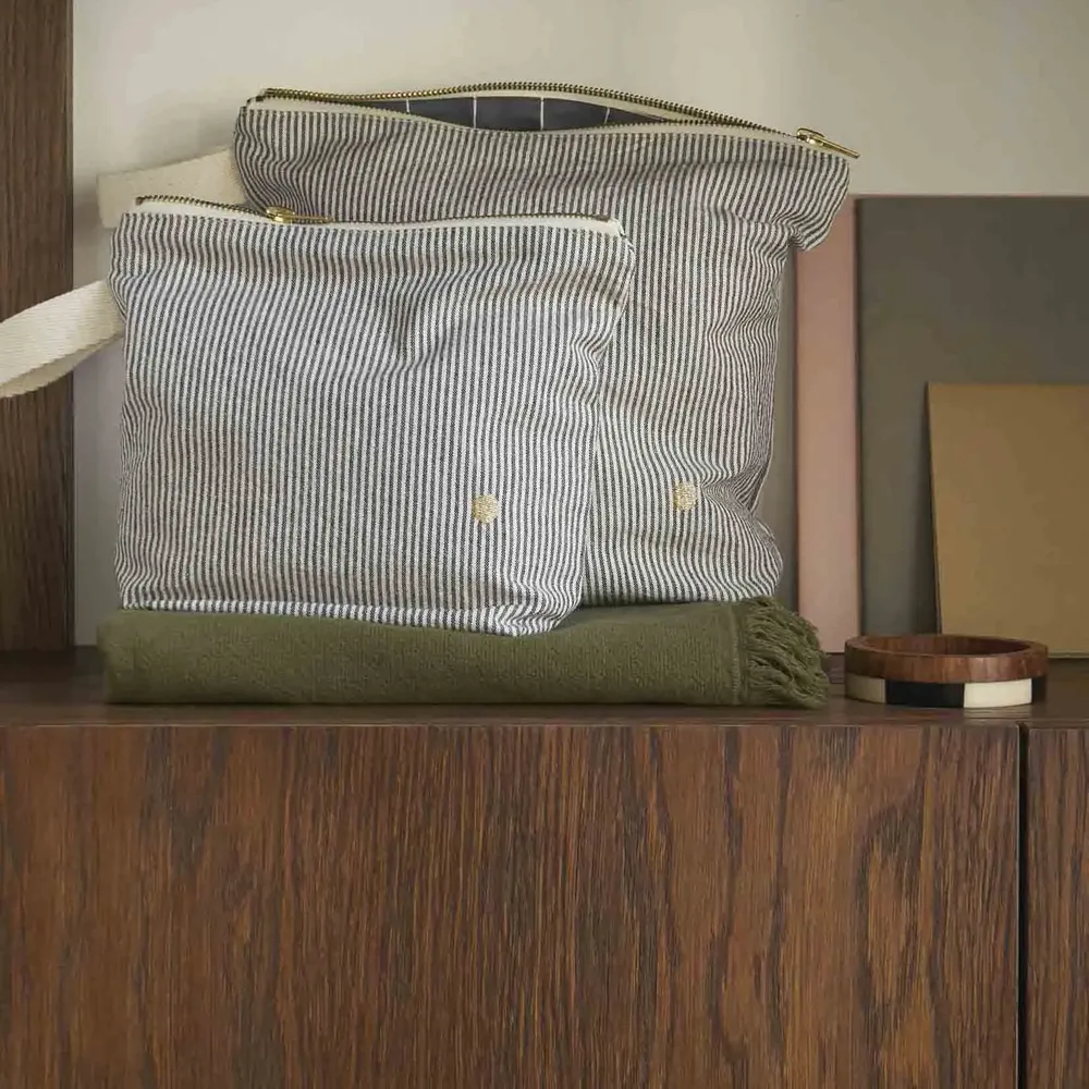 Clutches - Toiletry bag Finette Finette Caviar L 28 X 23 X 10 - LA CERISE SUR LE GATEAU