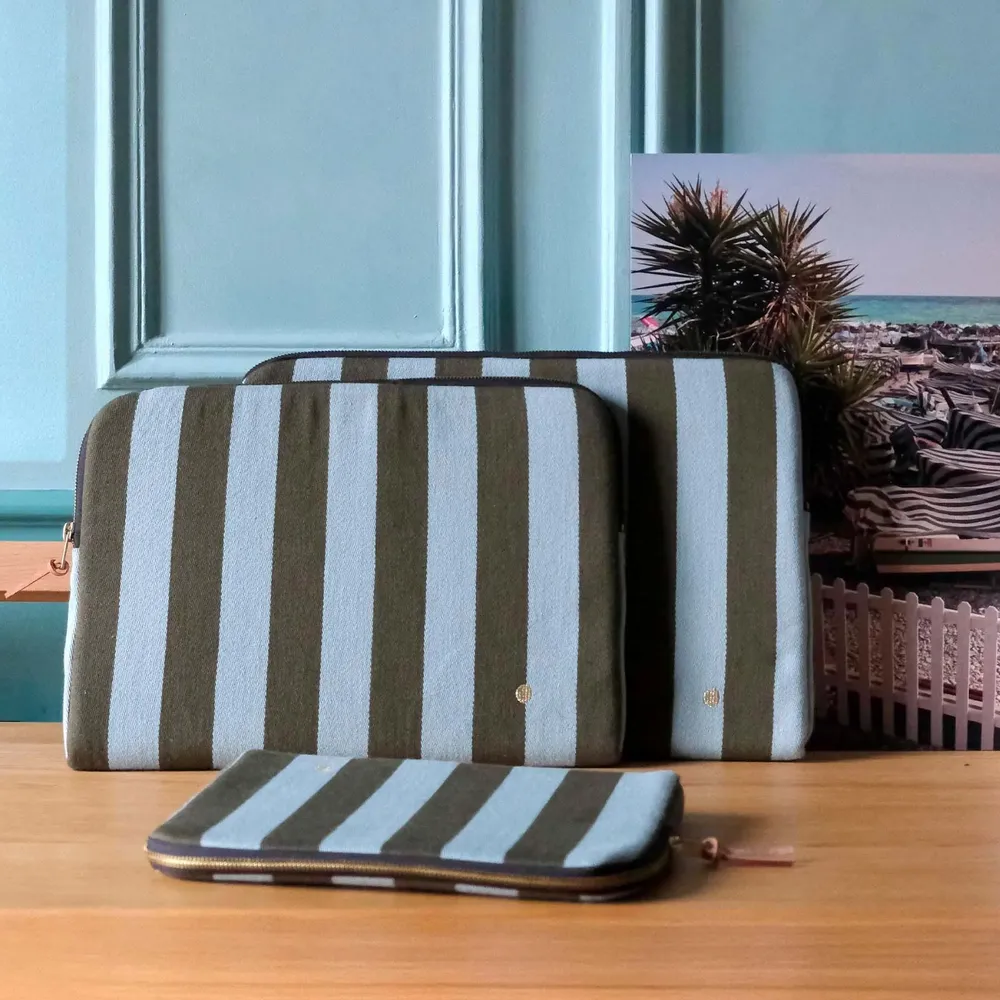 Clutches - Rita Laptop Sleeve Matcha 25 X 34 X 3 - LA CERISE SUR LE GATEAU