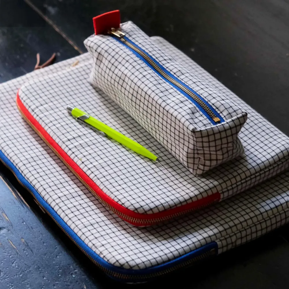 Pochettes - Trousse de bureau Stylo Bleu 6 x 20 x 6 - LA CERISE SUR LE GATEAU