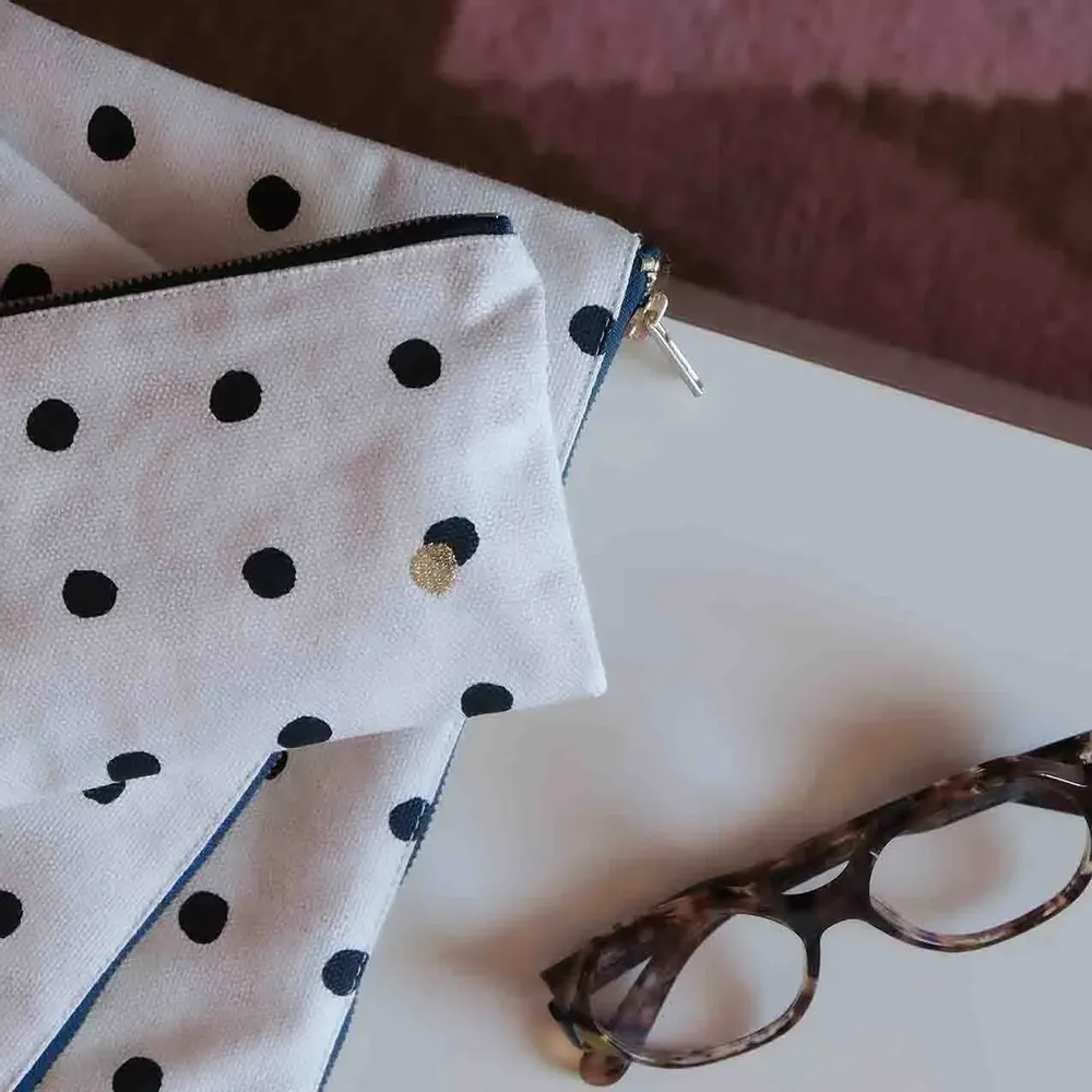 Clutches - Mio Pouch Écru 14 X 19 X 1 - LA CERISE SUR LE GATEAU