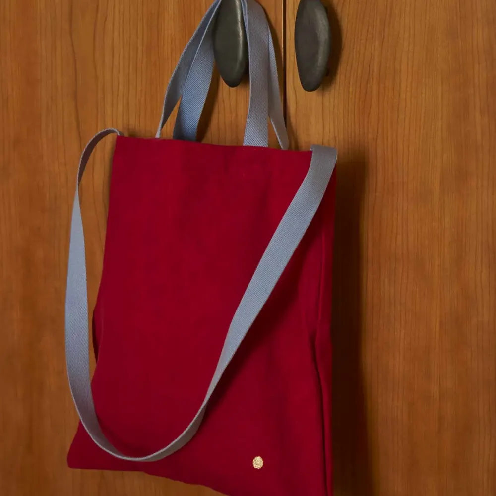 Bags and totes - Iona City Bag Cherry 38 X 38 - LA CERISE SUR LE GATEAU