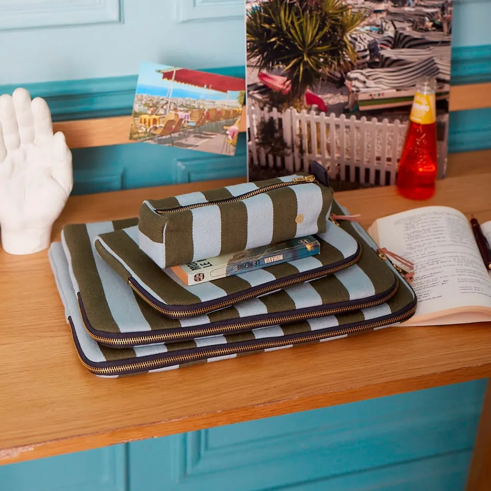 Clutches - Rita Laptop Sleeve Matcha 28 X 38 X 3 - LA CERISE SUR LE GATEAU