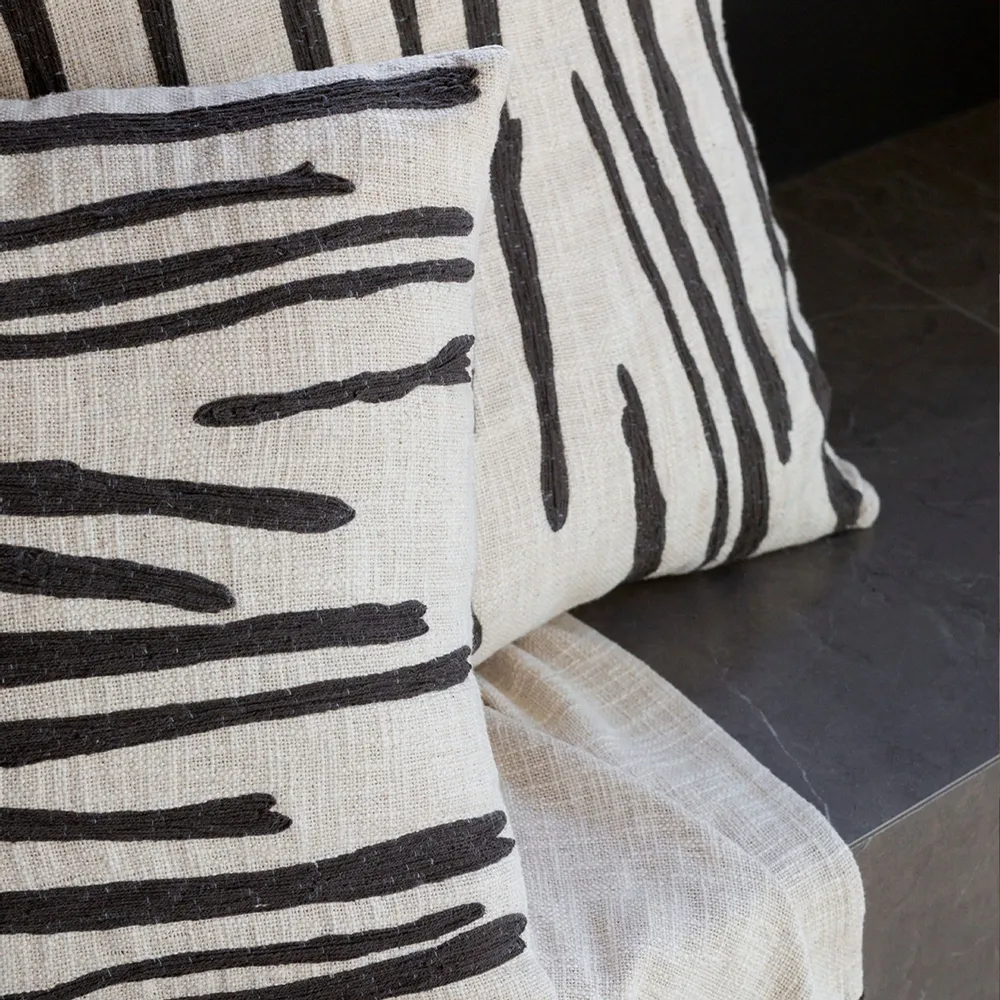 Couettes et oreillers  - Treize oreillers - DUMAE