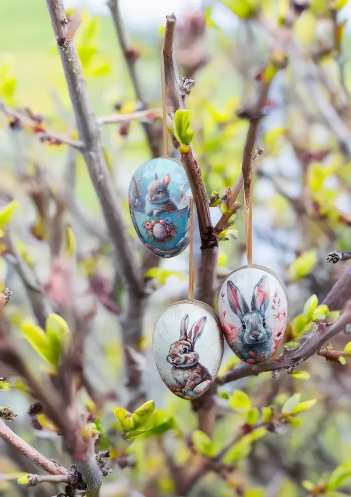 Objets de décoration - Oeuf de Pâques avec anse 9 cm 'Lovely Bunnies' - NESTLER GMBH FEINKARTONAGEN