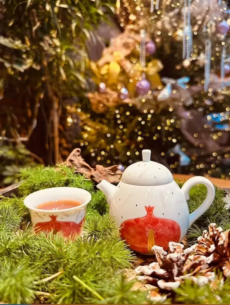 Mugs - Pomegranate Holiday Cup - Festive Red - GLAZARA