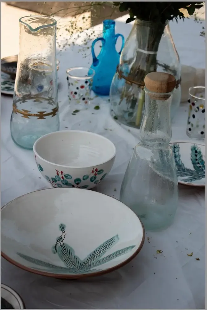 Carafes - MAINSTAY Carafe or Decanter with turned rosewood lid. - TAKECAIRE