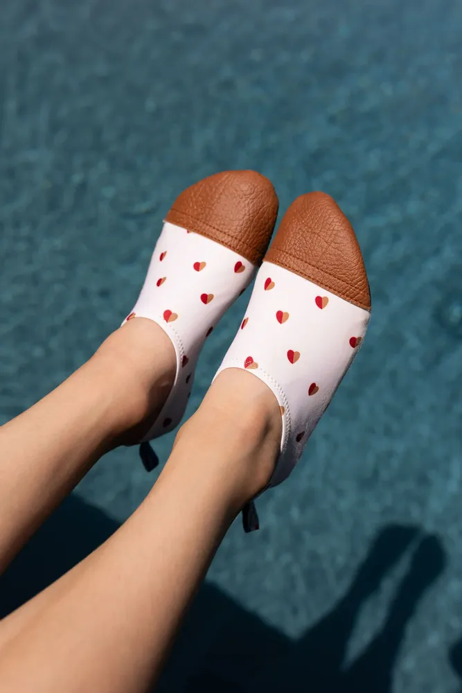 Chaussons et chaussures enfant - Chaussons souples tout terrain - Les Petits Coeurs Bicolores - LES PAS PETITS