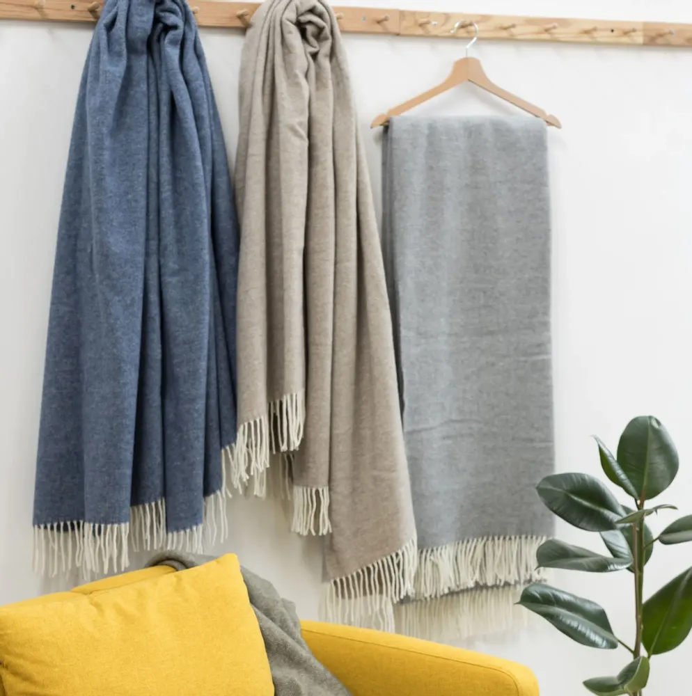 Throw blankets - Carina Throw Blanket Perle 130 X 190 - MAISON VIVARAISE - SDE VIVARAISE WINKLER