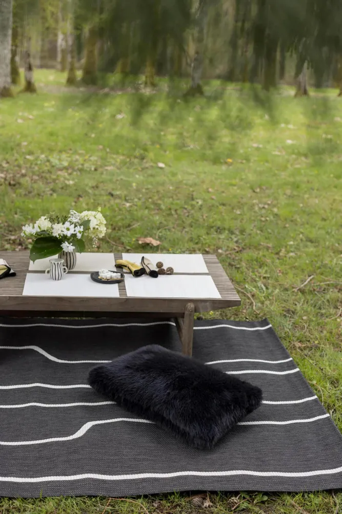 Coussins - Coussin recyclé Nolan Caviar 40 x 65 - MAISON VIVARAISE - SDE VIVARAISE WINKLER