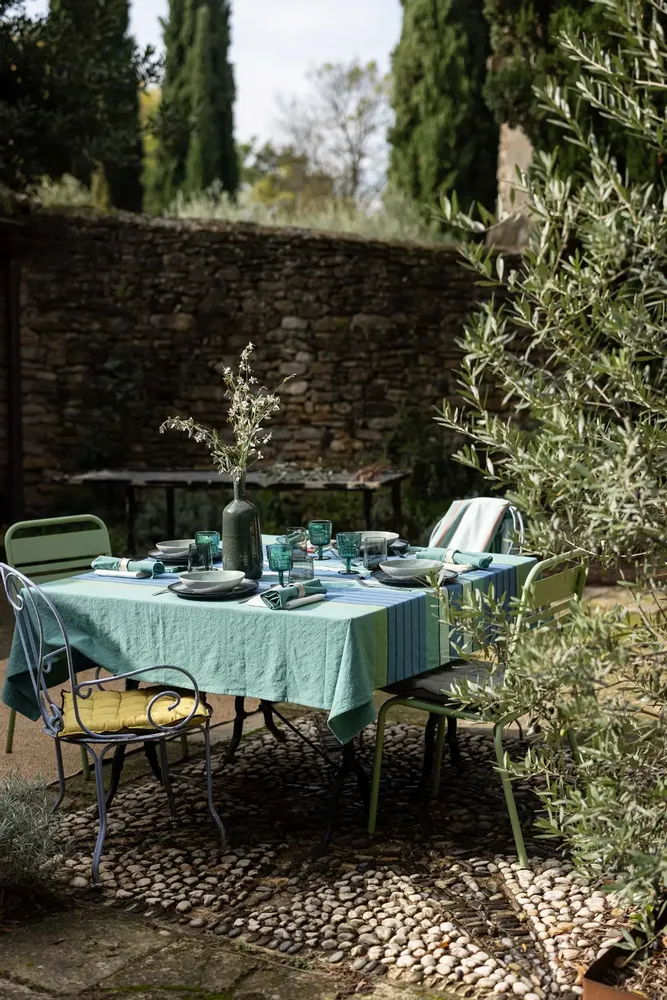 Table cloths - Yuna Recycled Tablecloth Paon 170 X 250 - MAISON VIVARAISE - SDE VIVARAISE WINKLER