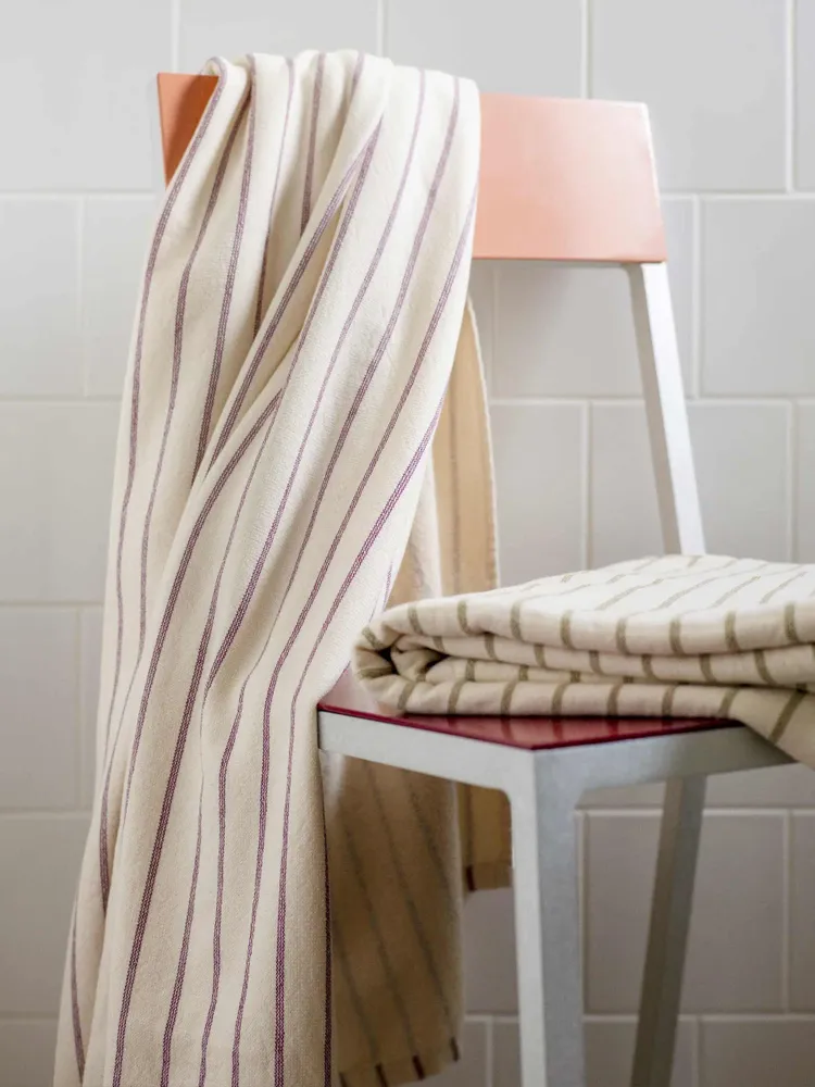 Serviettes de bain - Maxi drap de bain Marina Purple rain 160 x 100 - LA CERISE SUR LE GATEAU