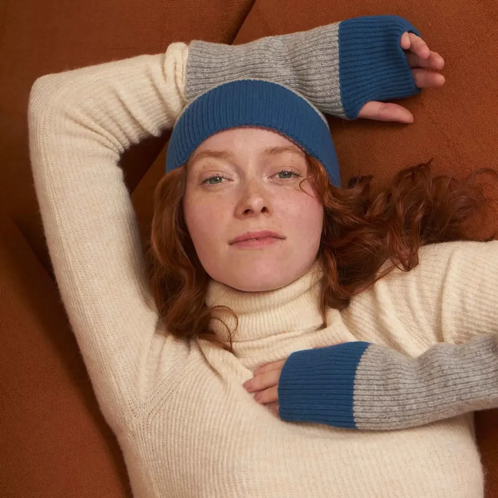 Apparel - Mary Mittens Silver 26 X 9 - LA CERISE SUR LE GATEAU