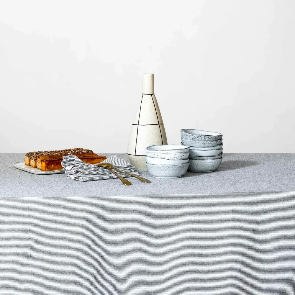 Table cloths - Finette Tablecloth Finette Caviar 160 X 350 - LA CERISE SUR LE GATEAU