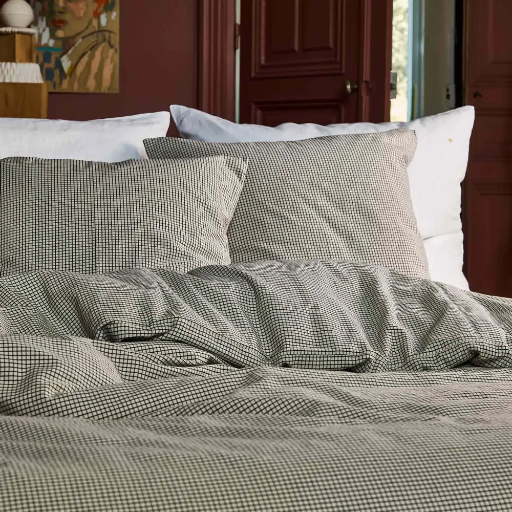 Bed linens - Gustave Pillowcase Gustave Caviar 65 X 65 - LA CERISE SUR LE GATEAU