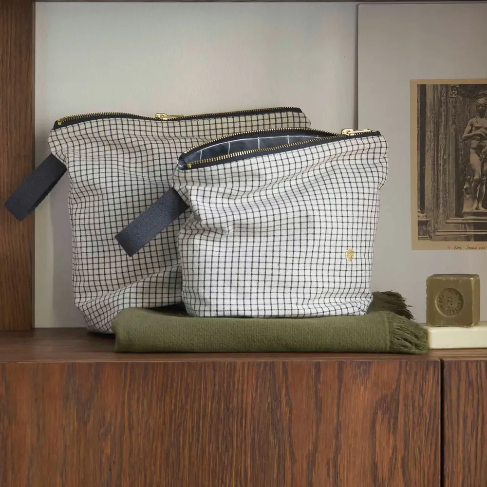 Clutches - Gustave Toiletry Bag Gustave Caviar L 28 X 23 X 10 - LA CERISE SUR LE GATEAU